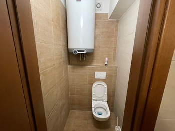 WC - Pronájem bytu 3+1 v osobním vlastnictví 109 m², Kladno