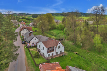 Prodej domu 151 m², Dolní Dobrouč