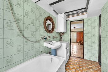 Prodej domu 151 m², Dolní Dobrouč