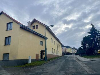 Dům - Pronájem bytu 2+1 v osobním vlastnictví 75 m², Jihlava 