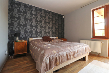 1. Ložnice - Prodej domu 180 m², Drahelčice