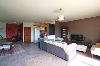 Obývací pokoj + kk - Prodej domu 180 m², Drahelčice