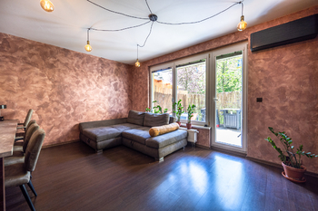 Pronájem bytu 2+kk v osobním vlastnictví 62 m², Praha 9 - Čakovice