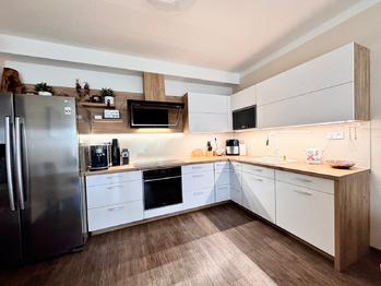 Prodej bytu 2+kk v osobním vlastnictví 83 m², Olomouc