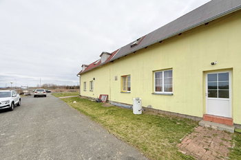 Prodej pozemku 68497 m², Cheb