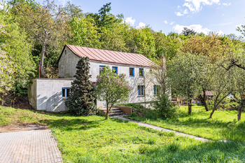 Prodej domu 238 m², Praha 8 - Libeň