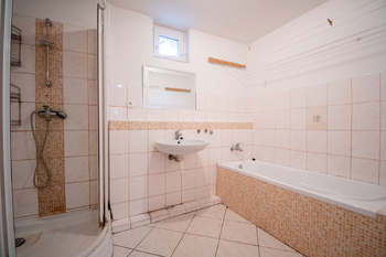 Prodej domu 120 m², Malíč