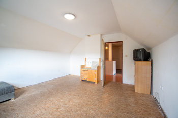Prodej domu 120 m², Malíč