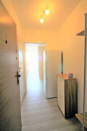 Pronájem bytu 1+kk v družstevním vlastnictví 30 m², Praha 8 - Střížkov