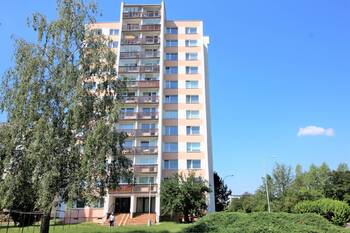 Pronájem bytu 1+kk v družstevním vlastnictví 30 m², Praha 8 - Střížkov