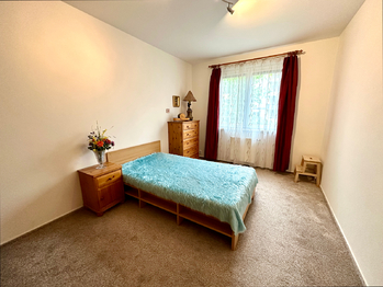 Prodej bytu 2+kk v osobním vlastnictví 65 m², Praha 9 - Čakovice