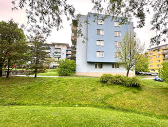 Prodej bytu 2+kk v osobním vlastnictví 65 m², Praha 9 - Čakovice
