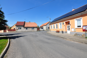 Prodej domu 70 m², Černiv
