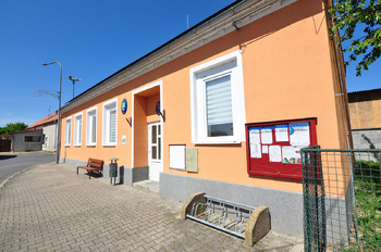 Prodej domu 70 m², Černiv