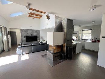 Obývací místnost - Prodej domu 369 m², Praha 4 - Kamýk