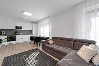 Prodej bytu 2+kk v osobním vlastnictví 6566 m², Praha 10 - Záběhlice