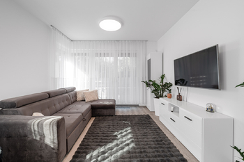 Prodej bytu 2+kk v osobním vlastnictví 6566 m², Praha 10 - Záběhlice