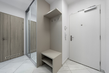 Prodej bytu 2+kk v osobním vlastnictví 6566 m², Praha 10 - Záběhlice