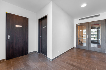 Prodej bytu 2+kk v osobním vlastnictví 6566 m², Praha 10 - Záběhlice