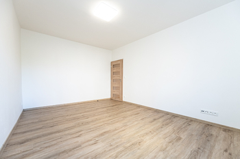 Pronájem bytu 2+1 v osobním vlastnictví 52 m², Praha 10 - Malešice
