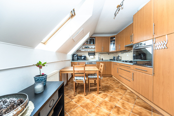 Pronájem bytu 2+1 v osobním vlastnictví 65 m², Dobřejovice