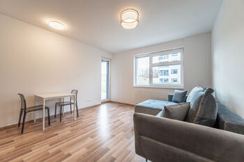 Pronájem bytu 2+kk v osobním vlastnictví 50 m², Praha 10 - Uhříněves