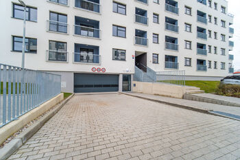 Pronájem bytu 2+kk v osobním vlastnictví 50 m², Praha 10 - Uhříněves