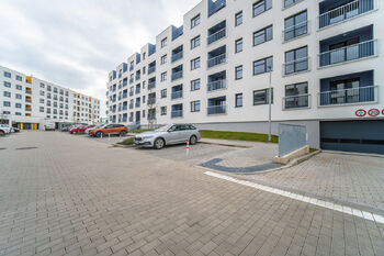 Pronájem bytu 2+kk v osobním vlastnictví 50 m², Praha 10 - Uhříněves