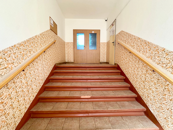 Prodej bytu 2+1 v osobním vlastnictví 60 m², Praha 10 - Záběhlice