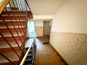 Prodej bytu 2+1 v osobním vlastnictví 60 m², Praha 10 - Záběhlice
