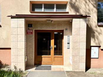 Prodej bytu 2+1 v osobním vlastnictví 60 m², Praha 10 - Záběhlice