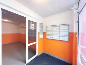 Pronájem bytu 1+kk v osobním vlastnictví 45 m², Říčany