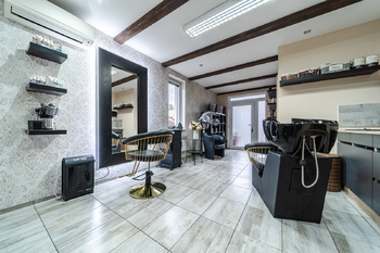 Prodej rodinného domu 5+kk se zimní zahradou, 206 m², plocha pozemku 940 m², Práče, okres Znojmo - Prodej domu 206 m², Práče