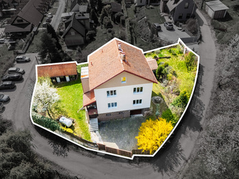 Prodej domu 155 m², Černolice