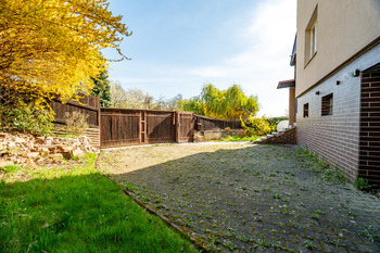 Prodej domu 155 m², Černolice