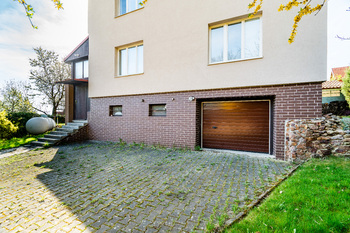 Prodej domu 155 m², Černolice