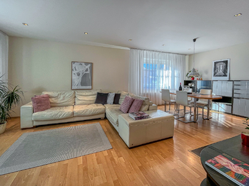 Prodej domu 330 m², Lutín