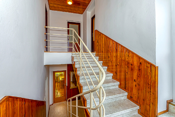 Prodej domu 330 m², Lutín