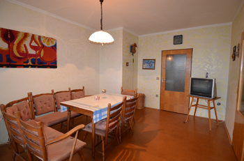 Jídelna - Prodej domu 140 m², Hostěrádky-Rešov