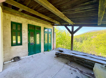 terasa - Prodej domu 450 m², Hrob