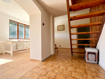 Prodej domu 450 m², Hrob