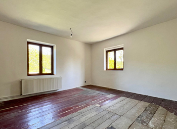 Prodej domu 450 m², Hrob
