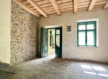 Prodej domu 450 m², Hrob