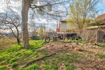 Prodej pozemku 1455 m², Pavlovice u Přerova