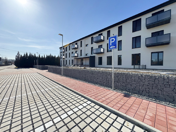 Prodej nájemního domu 1362 m², Bohumín