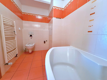 Pronájem bytu 2+kk v osobním vlastnictví 70 m², Pardubice