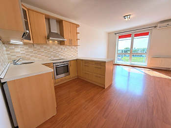 Pronájem bytu 2+kk v osobním vlastnictví 70 m², Pardubice
