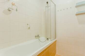 Koupelna - Pronájem bytu 2+1 v osobním vlastnictví 50 m², Brno