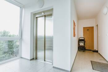 Chodba domu - Pronájem bytu 2+1 v osobním vlastnictví 50 m², Brno