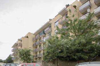 Pohled na dům - Pronájem bytu 2+1 v osobním vlastnictví 50 m², Brno